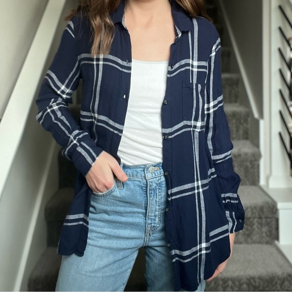 Old Navy Tops - ✨Host Pick✨ Old Navy Plaid Brushed Flannel Classic Shirt
